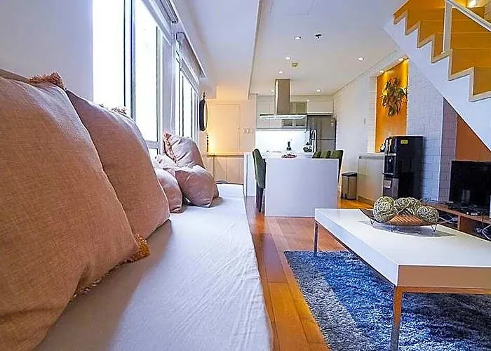 Cozy Modern Loft: Your Stylish Away From