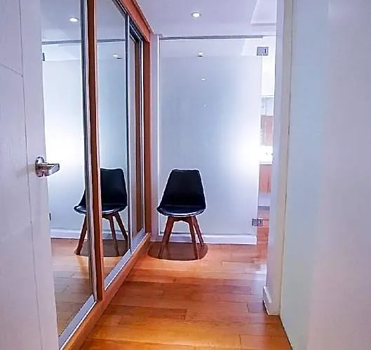 酒店 Cozy Modern Loft: Your Stylish Away From