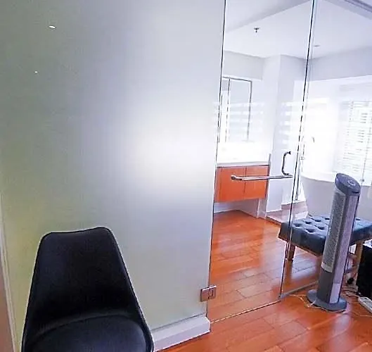 Cozy Modern Loft: Your Stylish Away From 酒店 4*